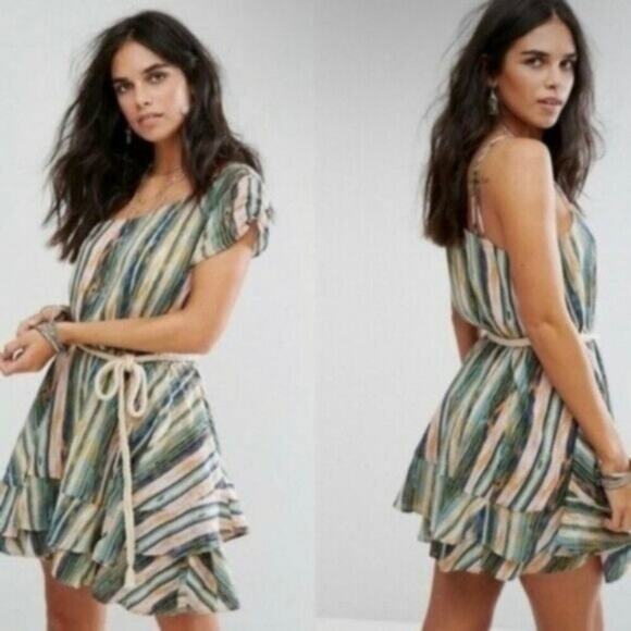 Free People Sz L Heart Shaped Face Asymmetrical Ruffled Mini Dress Green Boho - Picture 4 of 16